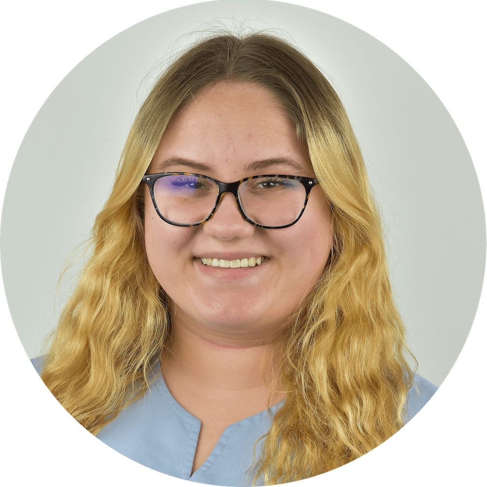 veronika rond-min